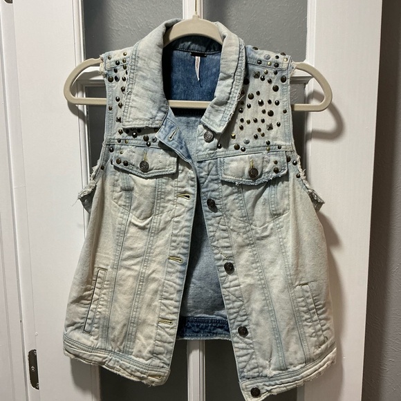 Free People Studded Light Wash Jean Vest - Picture 3 of 16